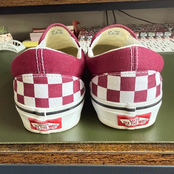 Classic Slip-On Checkerboard Vans - Picture 5 of 5